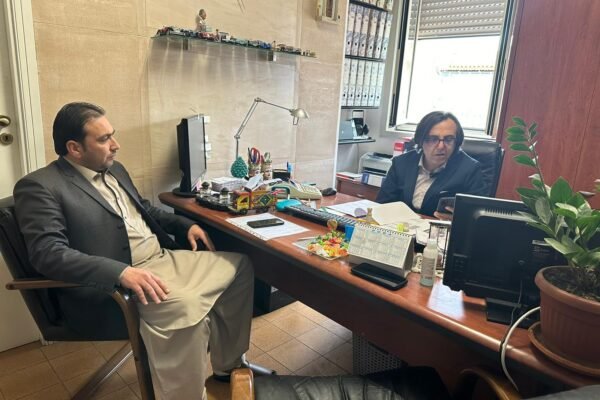 Finance Advisor of Sicily Pledges Support to Solve Overseas Pakistani Business Issues