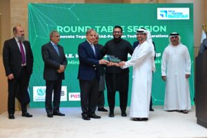 PM resolves to transform the economy through UAE collaboration