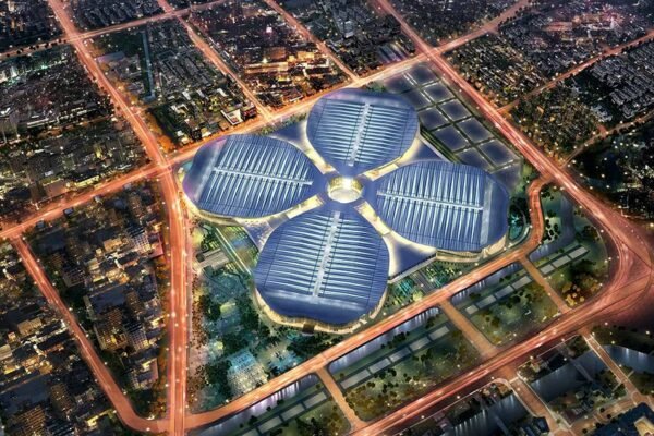 CIIE 2025 Shanghai exhibition showcasing global trade, innovation