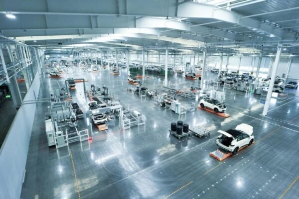 Smart factories across China explore new models of manufacturing