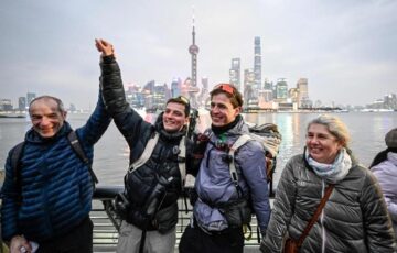Two French travelers walk all the way to China in 518 days 5 2a