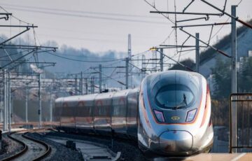 Expanding high-speed rail links boost China’s regional economic cooperation